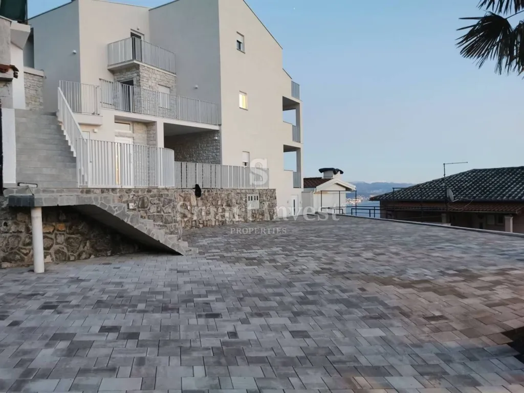 Terrass - Modern Apartment with Sea View in Matulji