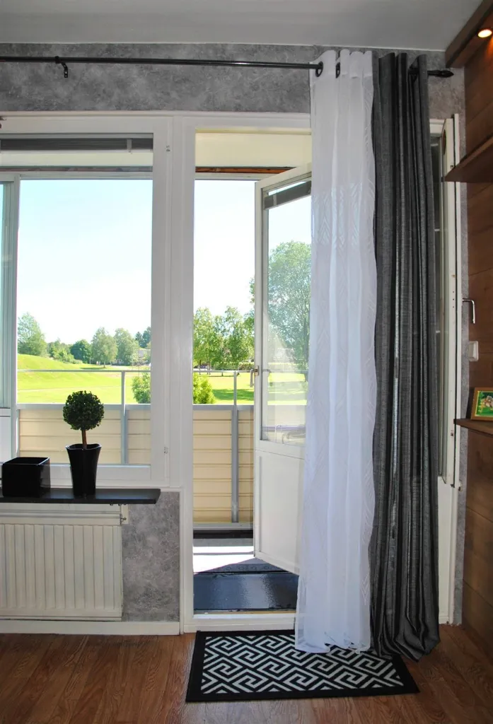 Balcon - Apartment with South-East View in Vänersborg