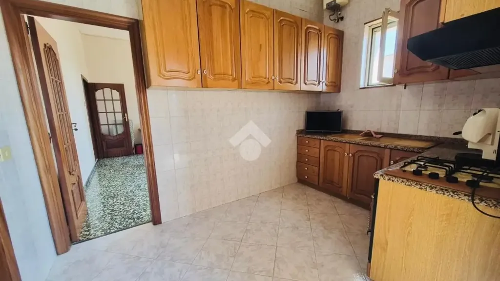 Cuisine - Central Trilocale with Balcony in Torre Del Greco