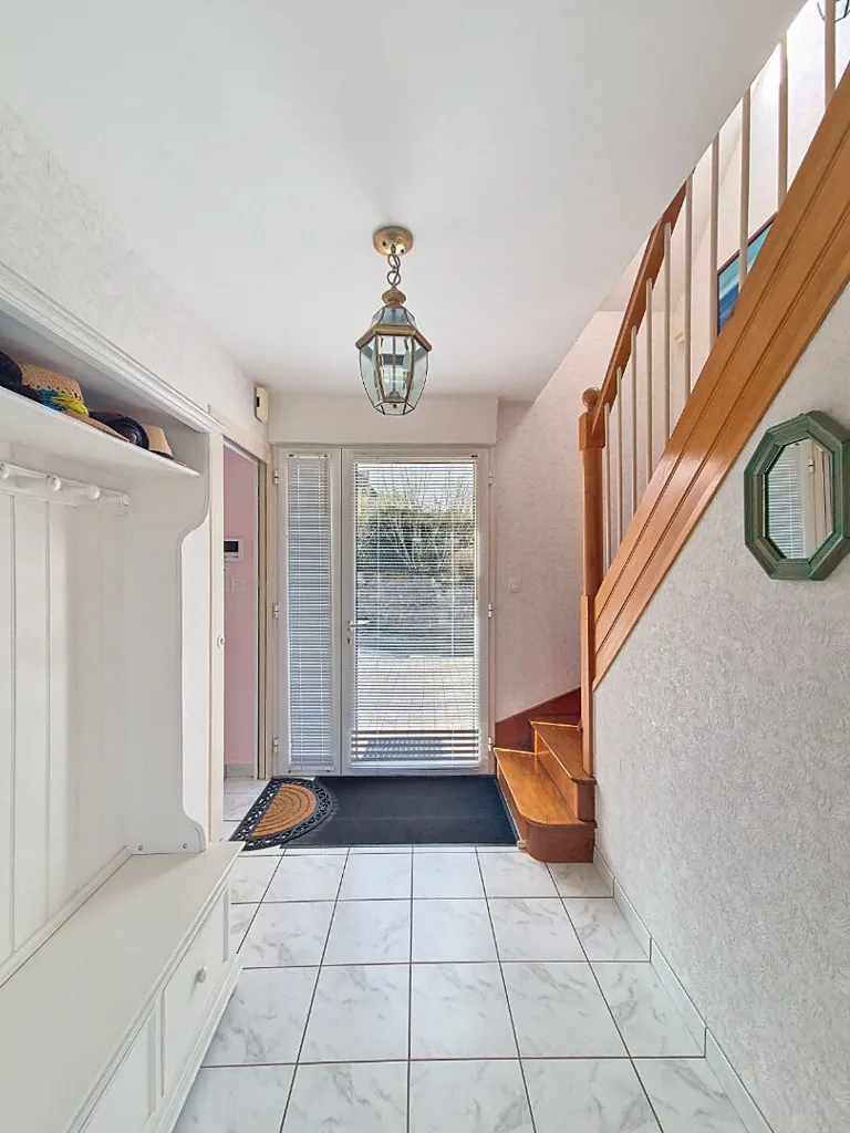 Entrée - Maison de 5 Pièces avec Jardin à Callac