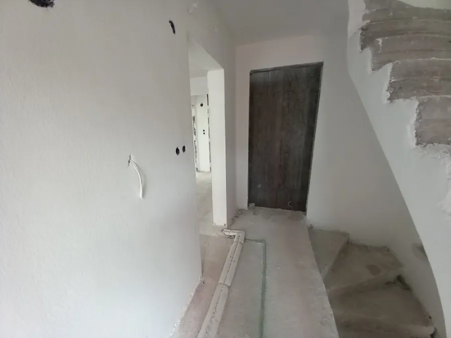 Pièces - Apartment with City View in Serres Centre