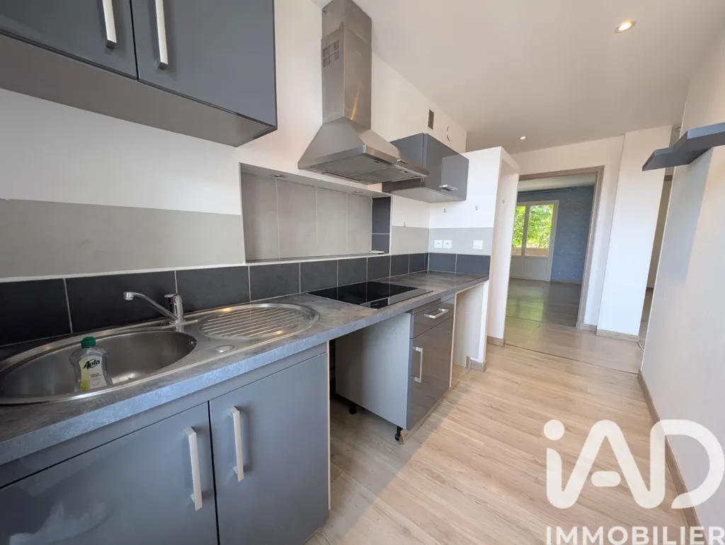Cucina - T3 Apartment with Balcony in Narbonne