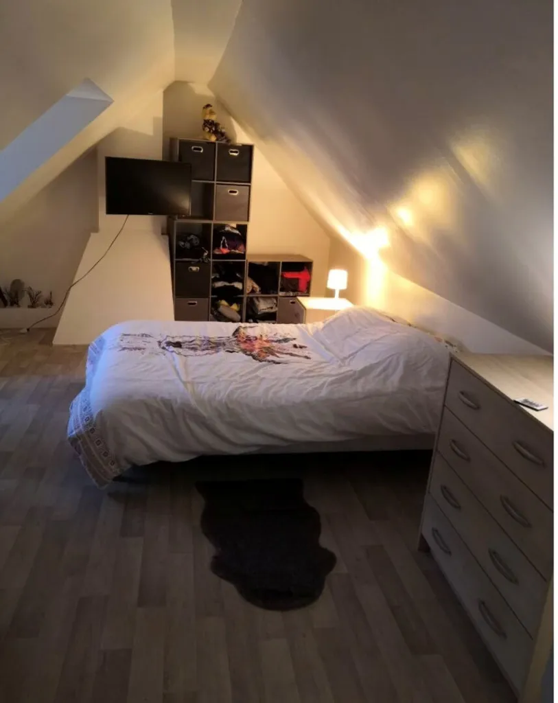 Chambres - Appartement Meublé avec Jardinet à Evreux