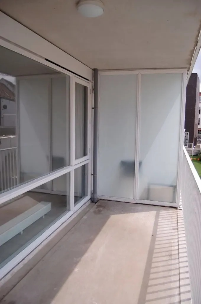 Balcon - Modern Apartment with Balcony in Breda Centre