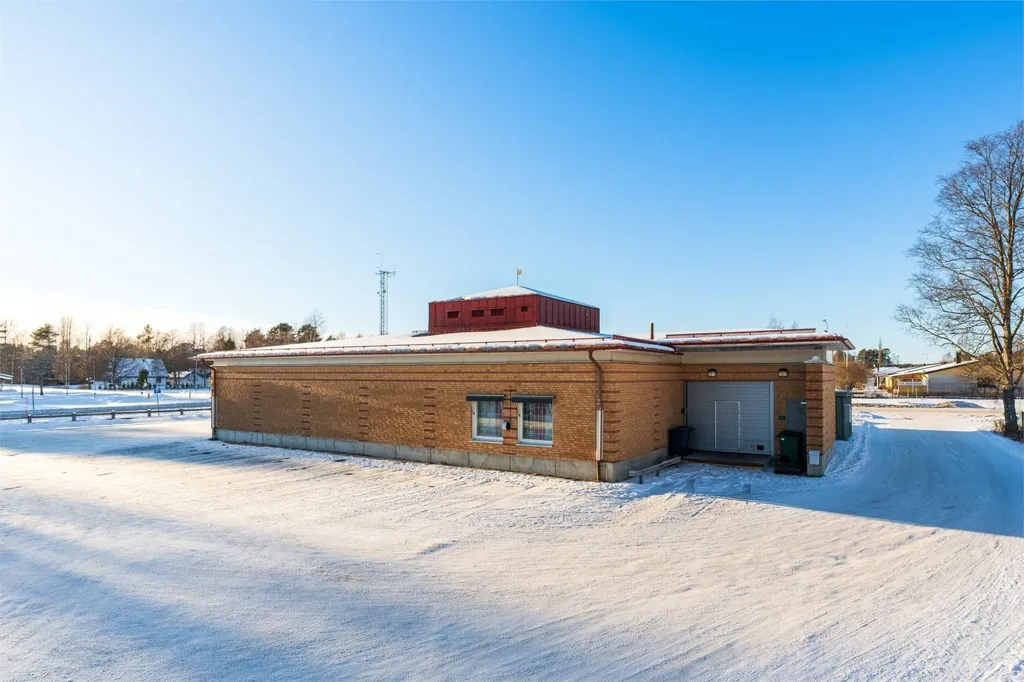 Esterno - Property Portfolio in Central Nordmaling