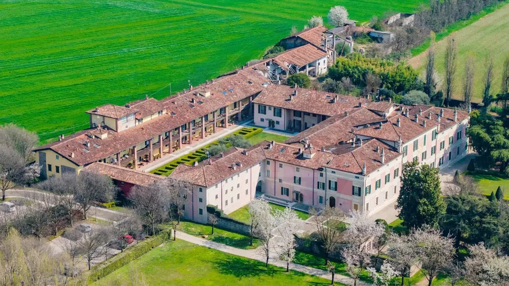 Õhuvaade - Duplex in Exclusive Residence, Castegnato