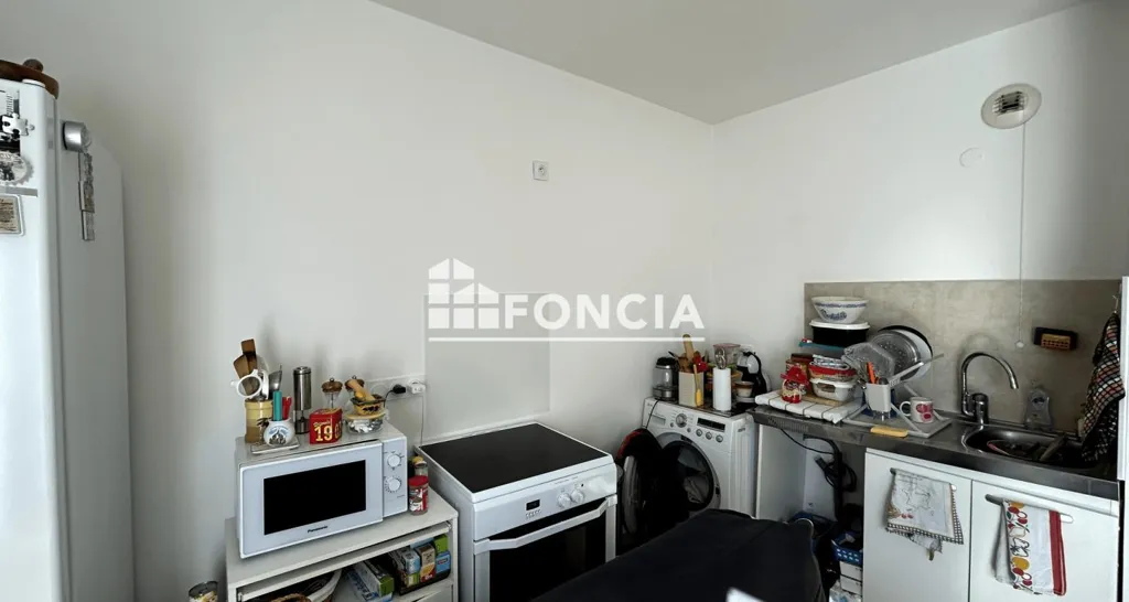 Köök - 2-Bed Apartment with South Balcony in Le Coudray