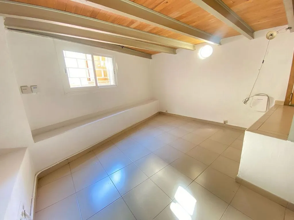 Toad - Loft with Montjuïc View in El Poble Sec