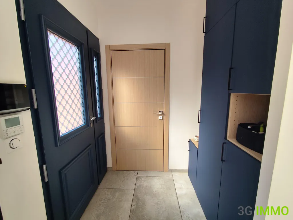 Entrée - Villa Contemporaine avec Piscine à Pomérols
