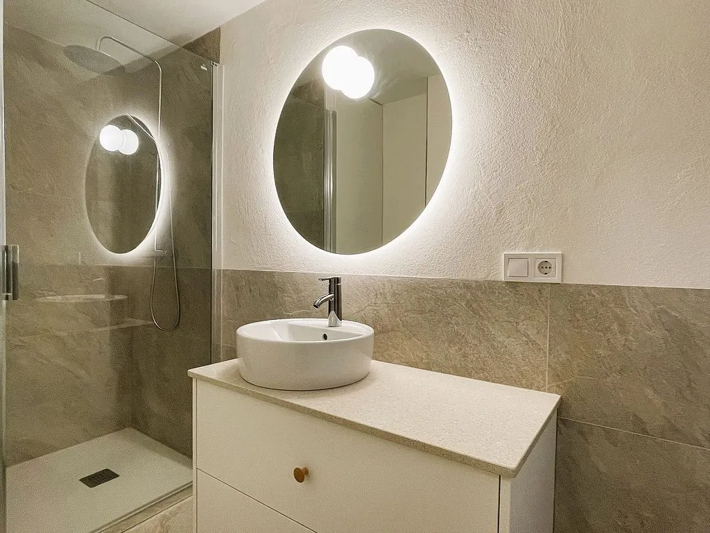Salles de bain - 1-Bed Flat with Terrace in Centre, Girona