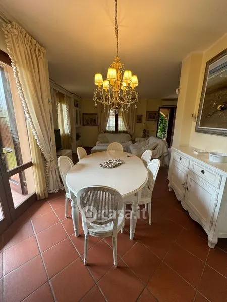 Söögituba - Rustic Villa with Garden in Forte dei Marmi