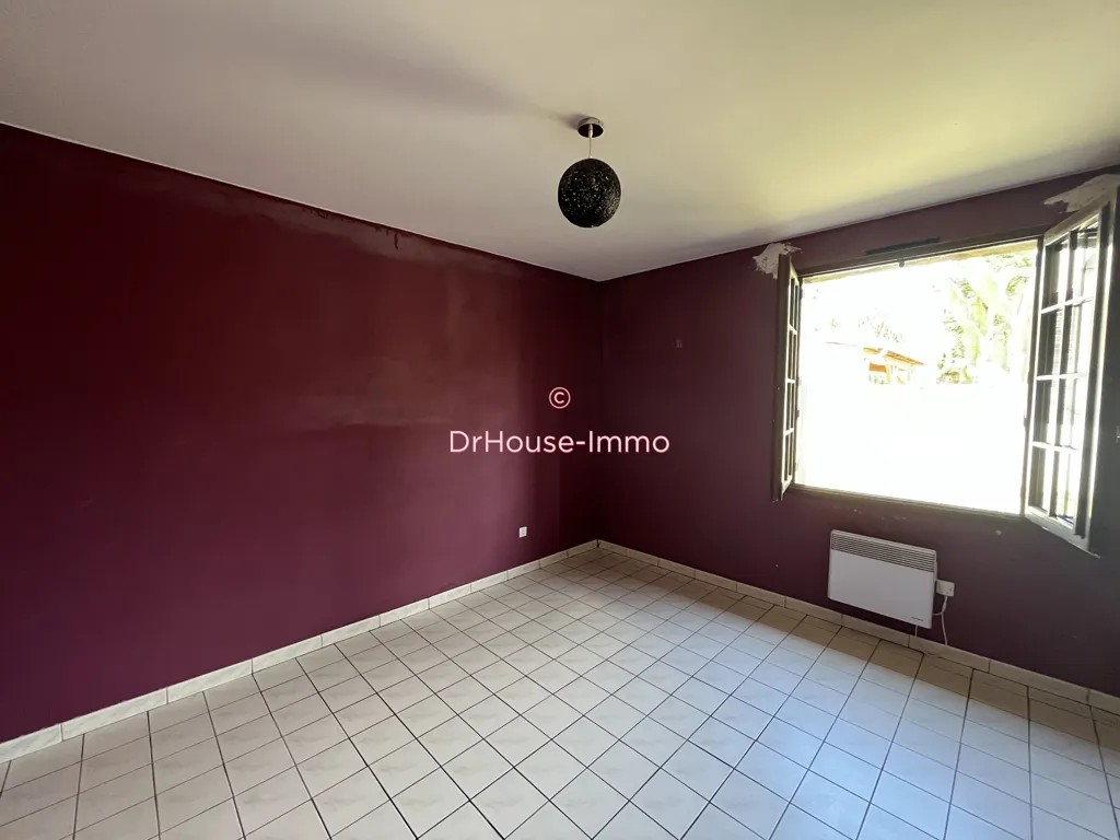 Pièces - Maison avec Terrain Constructible à Dissay