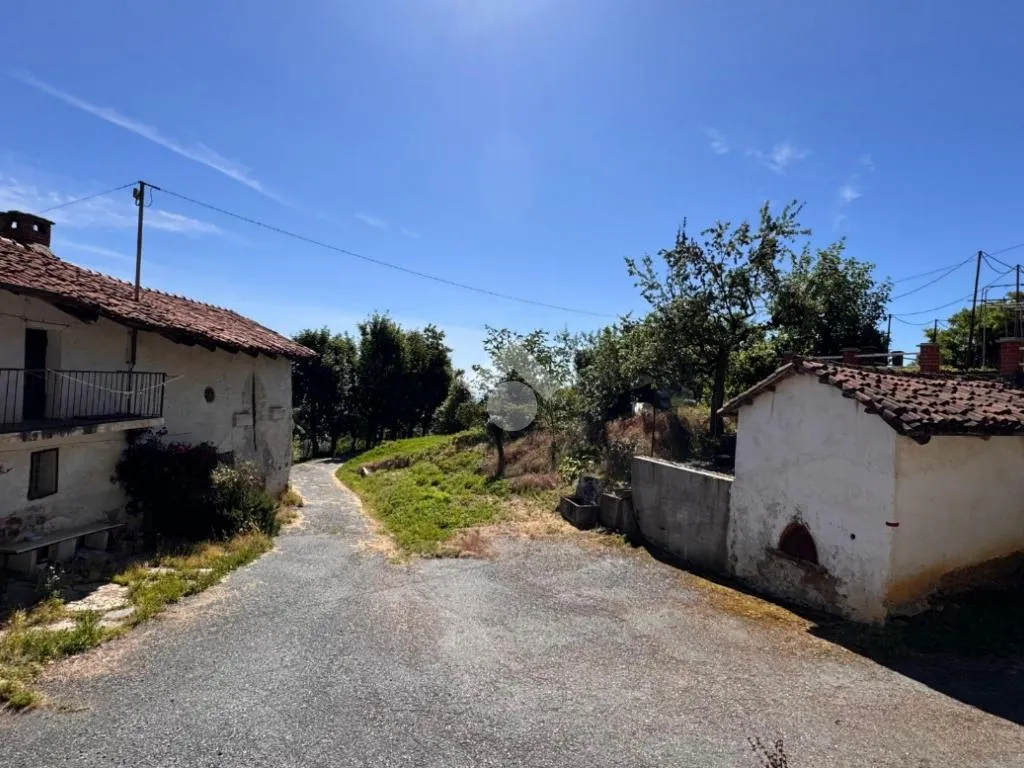 Esterno - Rustic Property with 25,700m² Land in Verzuolo