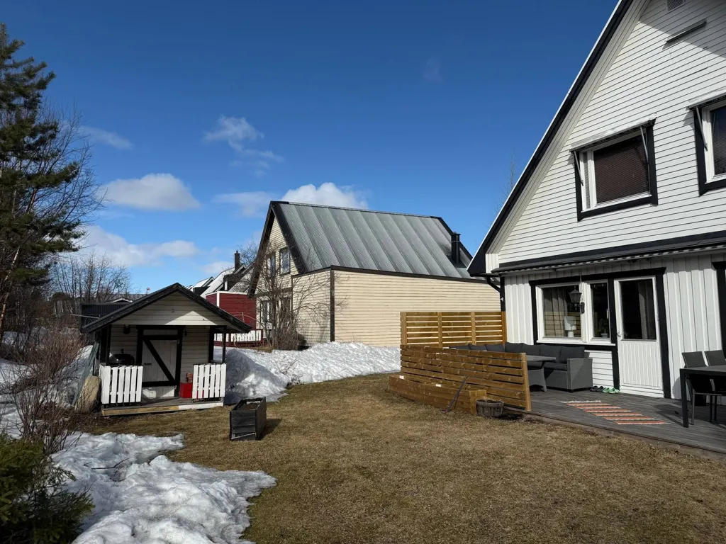 5-toaline maja asukohas Kiruna kommun