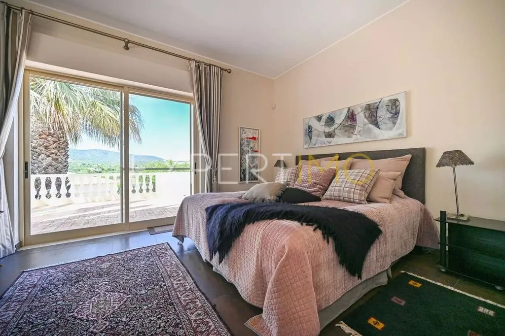 Magamistoad - Luxury Villa with Vineyard in Moncarapacho