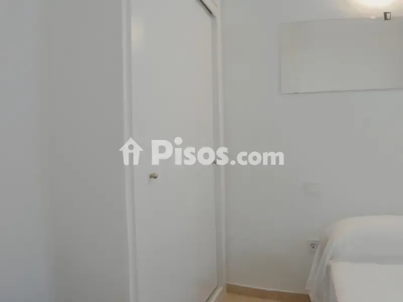 Chambres - 2-Bedroom Flat in Usera, Madrid