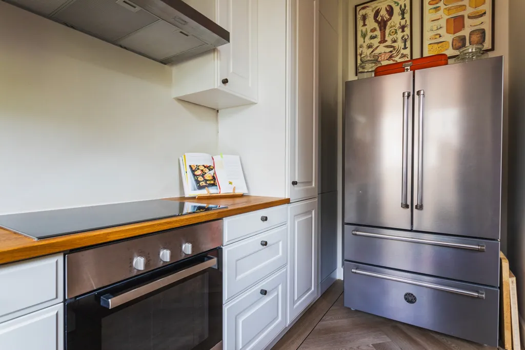Köök - Renovated Upper-Floor Apartment in Duinoord