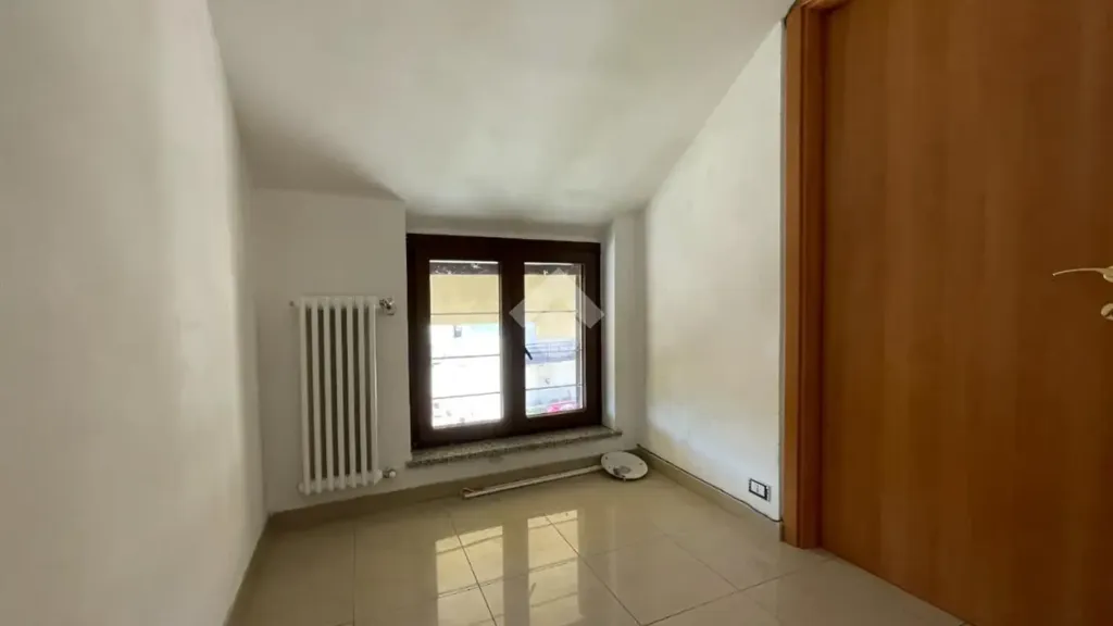 Esik - Mansard Apartment with Terrace in Cassinasco