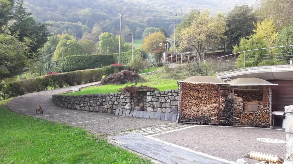 Aed - Residential Property with Three Cottages in Nembro