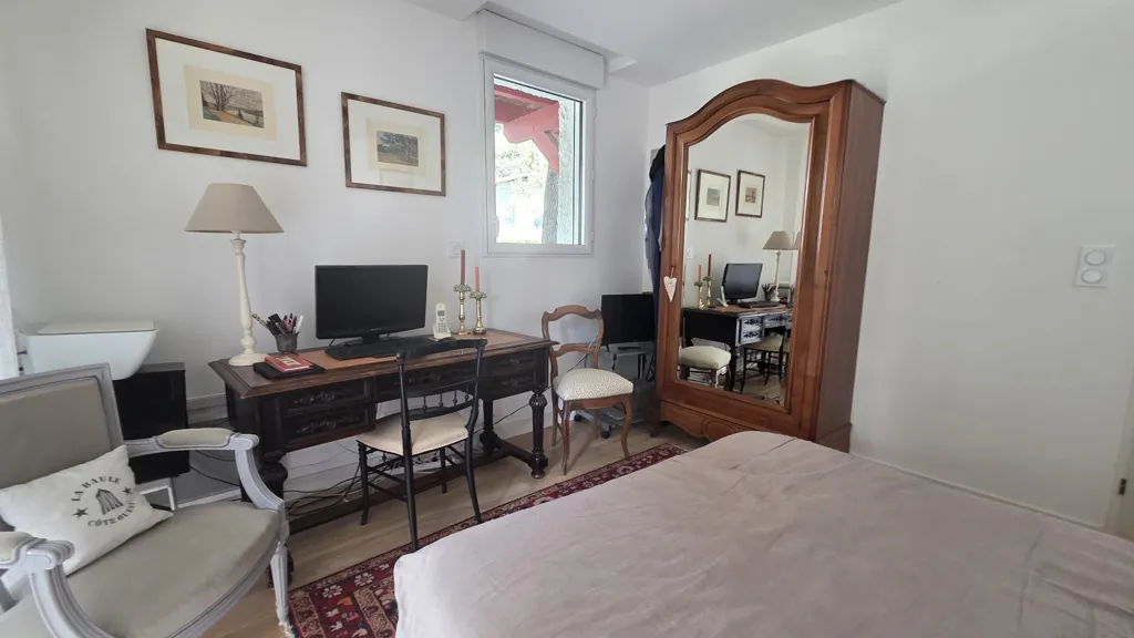 Chambres - Appartement Rénové avec Jardin à La Baule