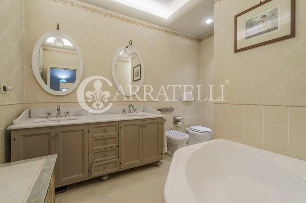 Vannitoad - Luxury Flat with Courtyard in Florence Centre