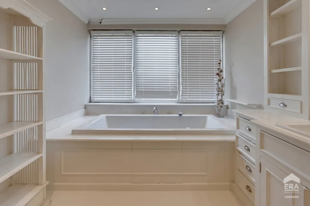 Vannitoad - Duplex with Terrace in Nivelles