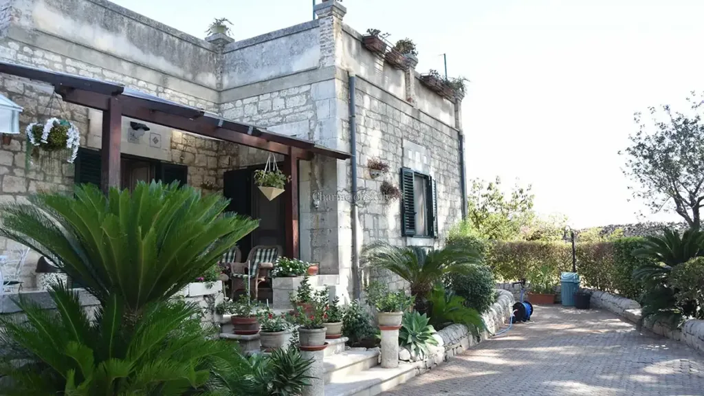 Terrass - Independent House with Garden in Modica