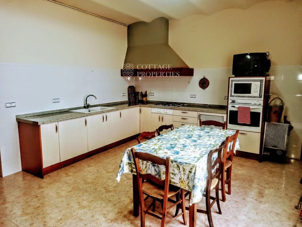 Cuisine - Masia with Modernist House in Avinyó
