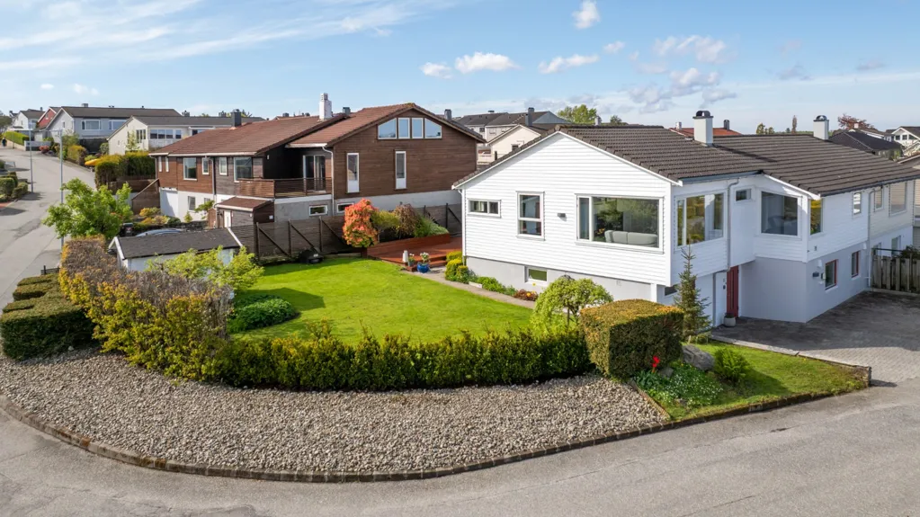 Vue aérienne - Family Home with Corner Plot in Tasta/Vardeneset