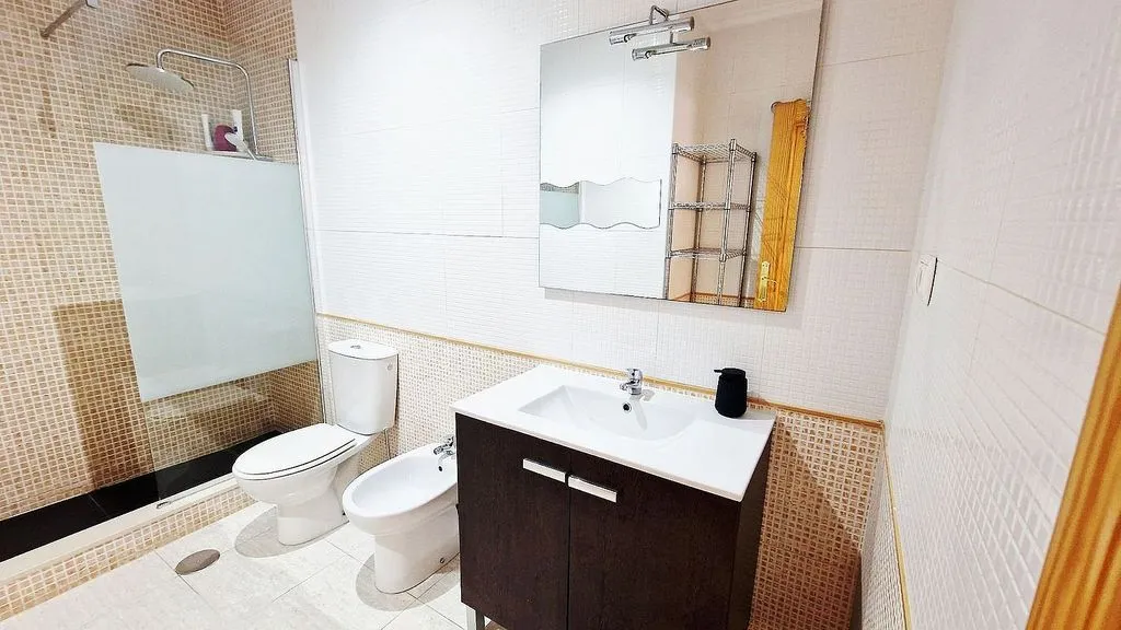 Bagni - Studio with Pool in Torrevieja Centre
