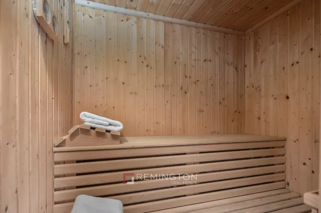 Pièces - House with Heated Pool in Kvarner