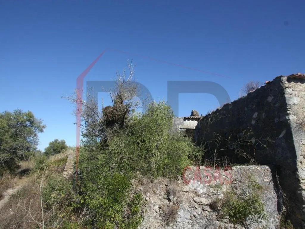 Aed - Farm with Panoramic View in Serra do Louro