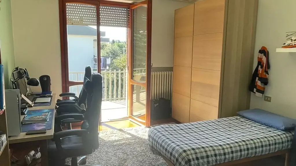 Appartement 6 pièces à IT