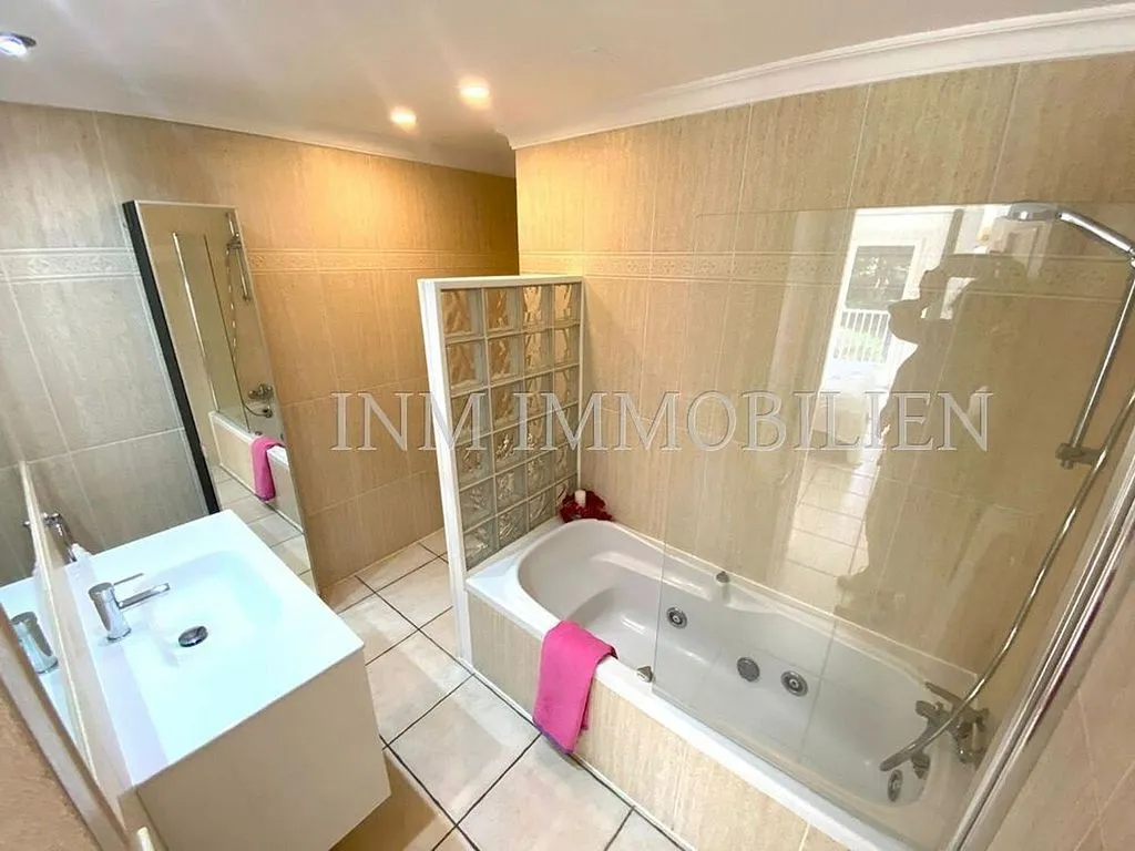 Salles de bain - Apartment with Pool and Sea View in Cala Vinyes