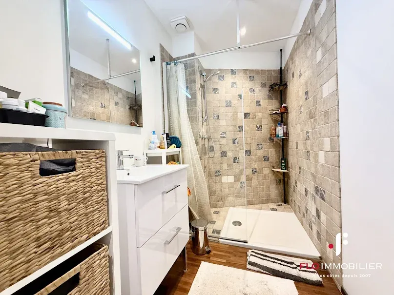 Salles de bain - Appartement Rénové avec Ascenseur à Caen