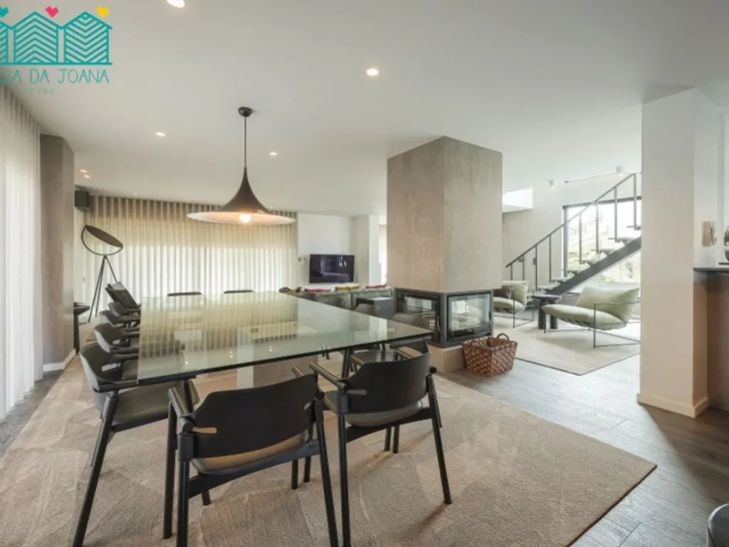 Dining Room - Luxury Villa with Pool in Azurva, Aveiro