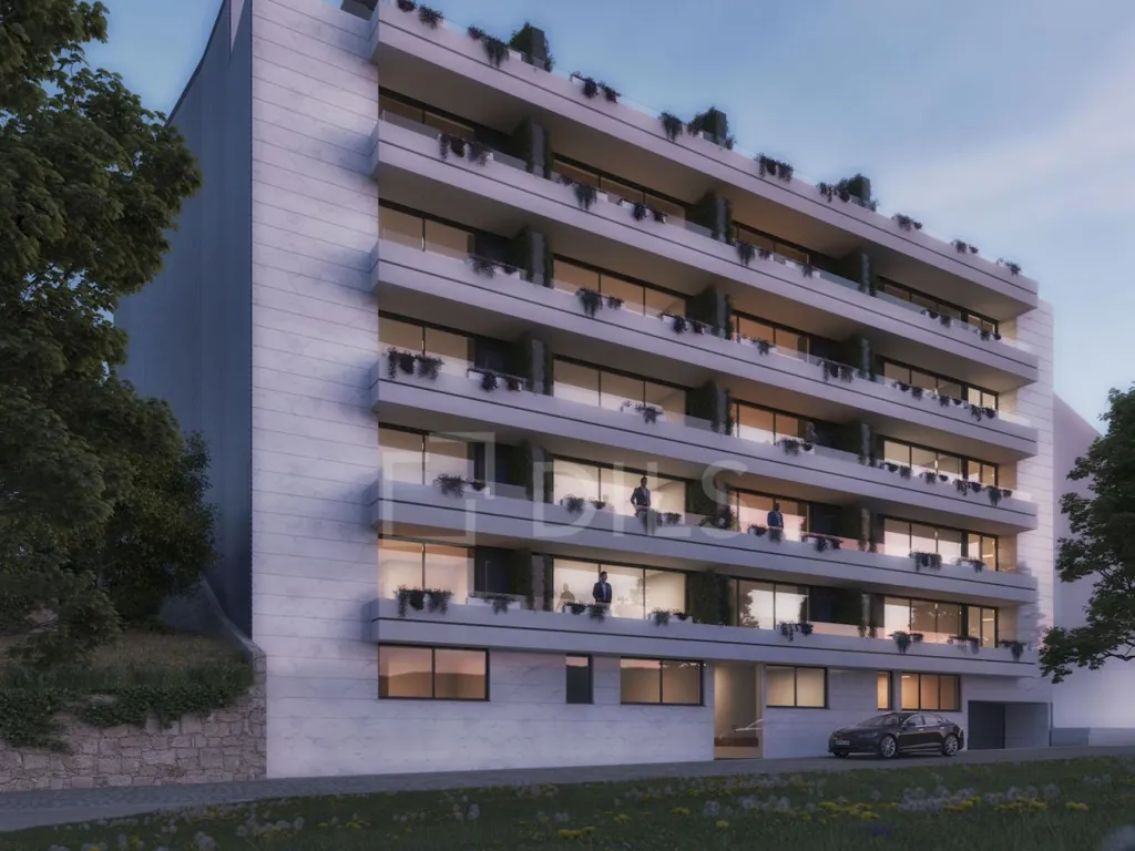 T2 Apartment with Balcony in Leça da Palmeira
