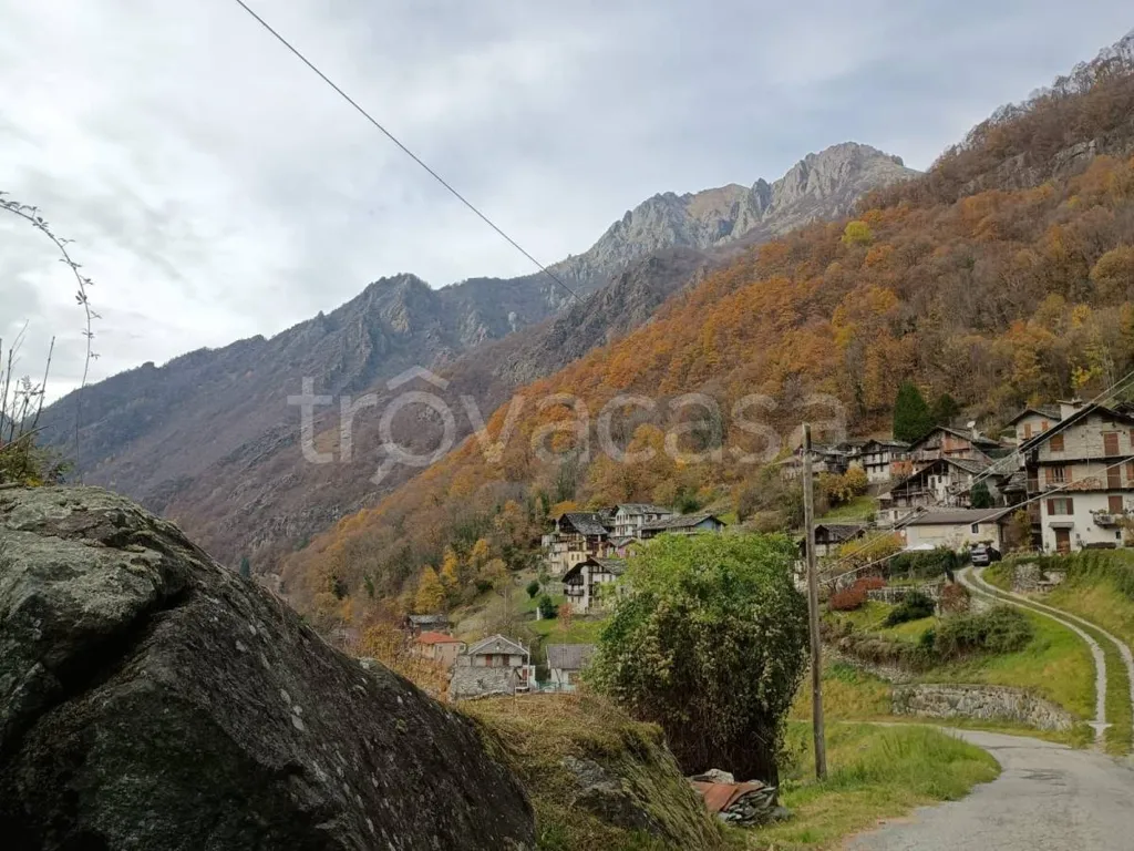 Historic Rustico with Terrace in Bracchiello, Ceres