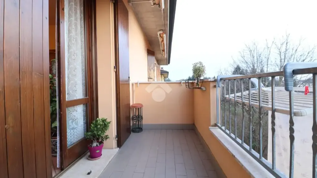 Balcon - Apartment with Balcony in Porto Mantovano