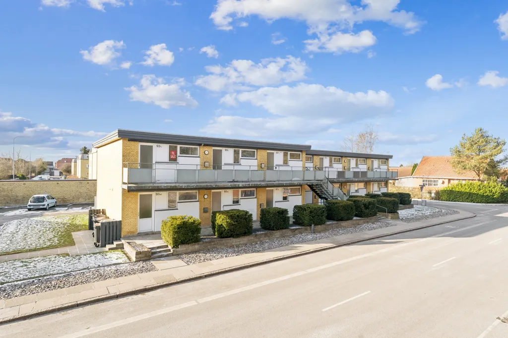 Esterno - Ready-to-Move-In Flat with Modern Kitchen in Randers