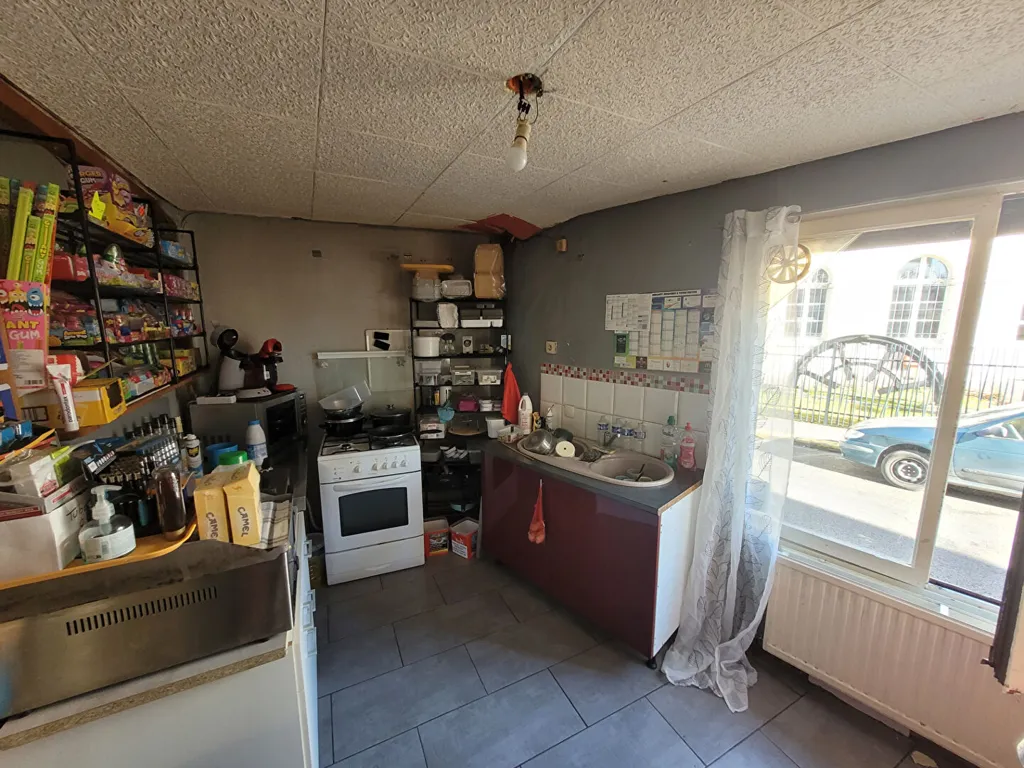 Köök - Renovated Town House with Courtyard in Denain