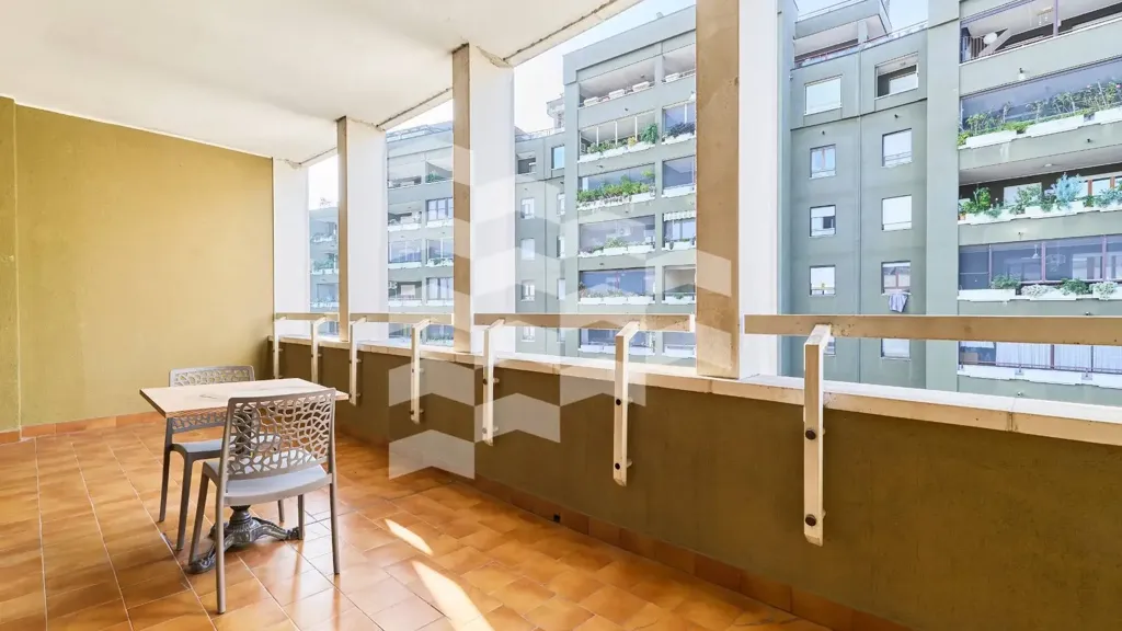 balcony