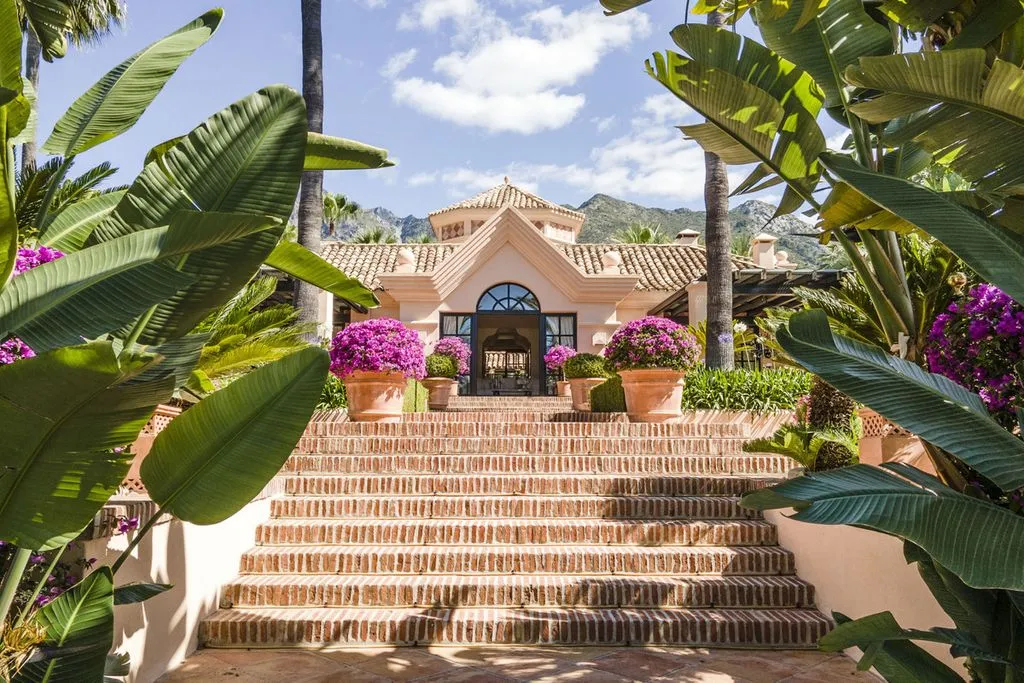 Jardin - Luxury Villa with Infinity Pool in Sierra Blanca