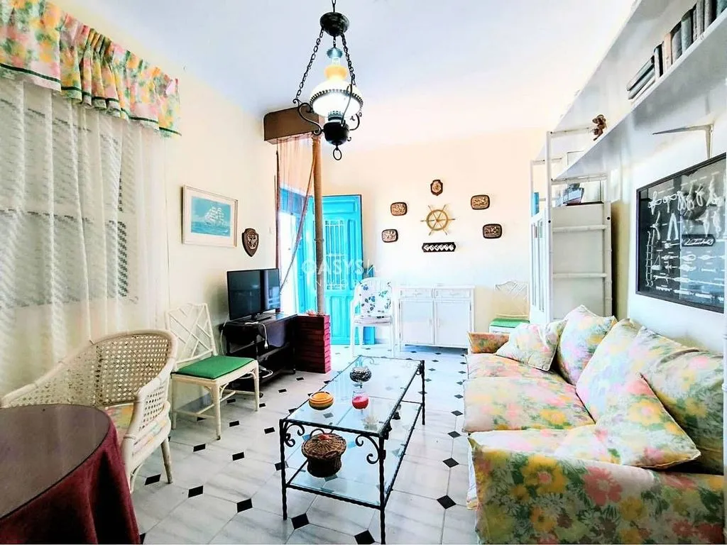Elutuba - Ground Floor Apartment with Sea View in Los Urrutias