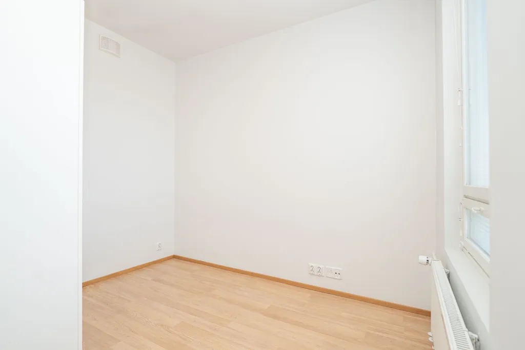 Rooms - Modern Studio with Balcony in Pori Centre