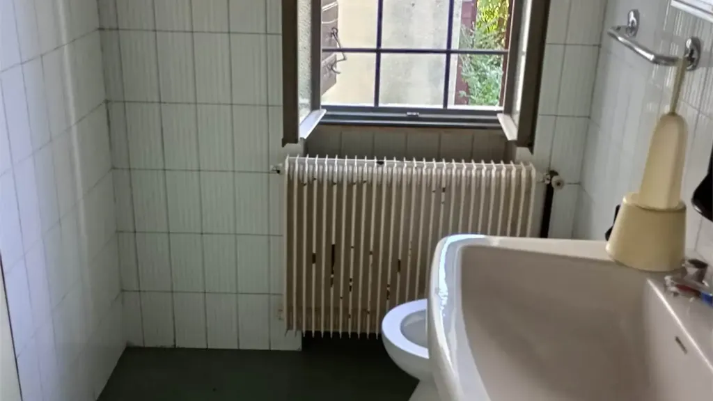 Bathrooms - Rustic Property with Barn in Montebelluna