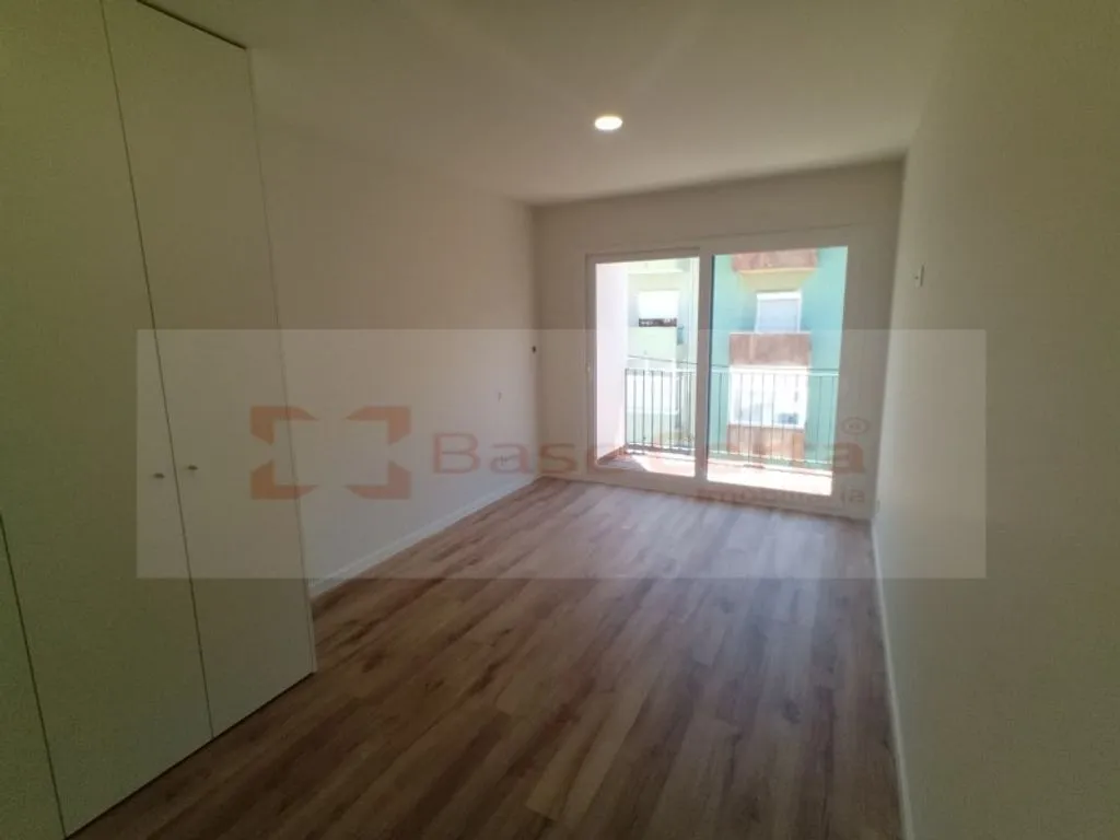 Magamistoad - Luxury Flat with Private Parking in Almada Velha