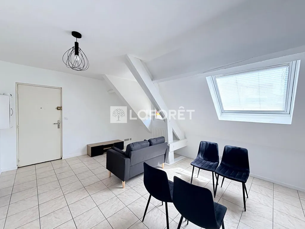 Sala da pranzo - Meubled 2-Bedroom Apartment in Arpajon