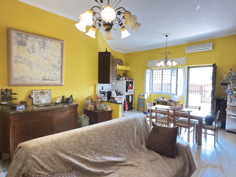 Elutuba - Bifamiliar Villa with Balcony in Salisano