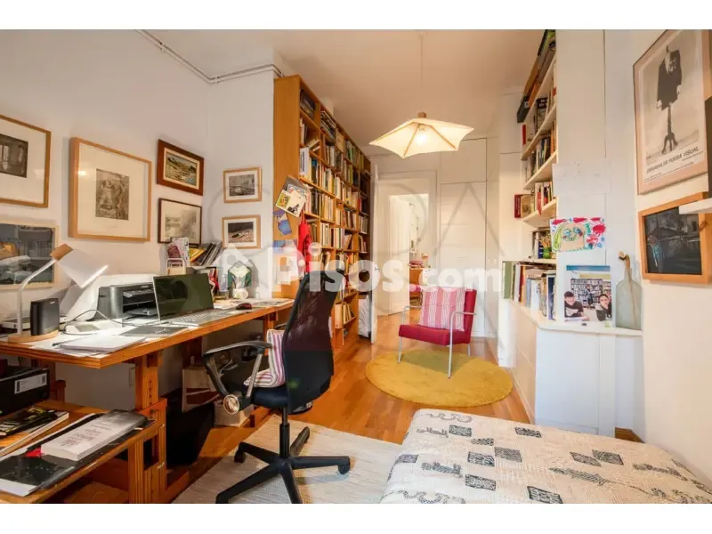Bureau - Apartment with Architectural Charm in Puerto Chico, Santander